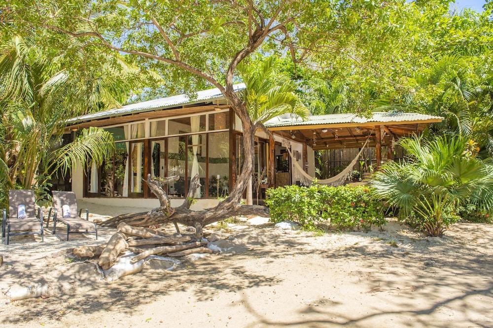 Ocho Artisan Bungalows (Adults Only) Tamarindo Exterior foto