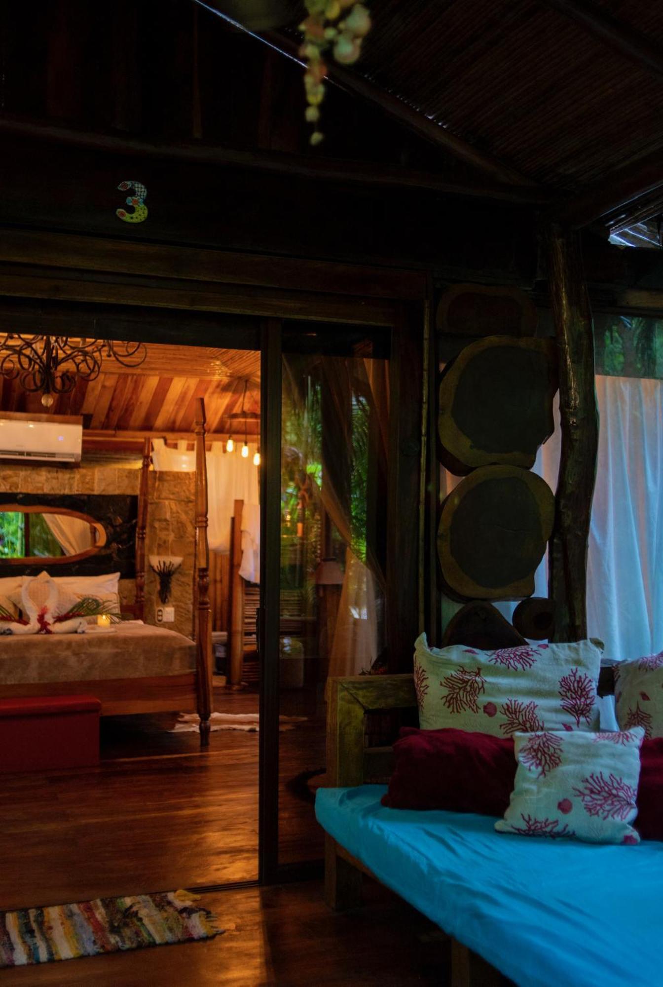Ocho Artisan Bungalows (Adults Only) Tamarindo Exterior foto