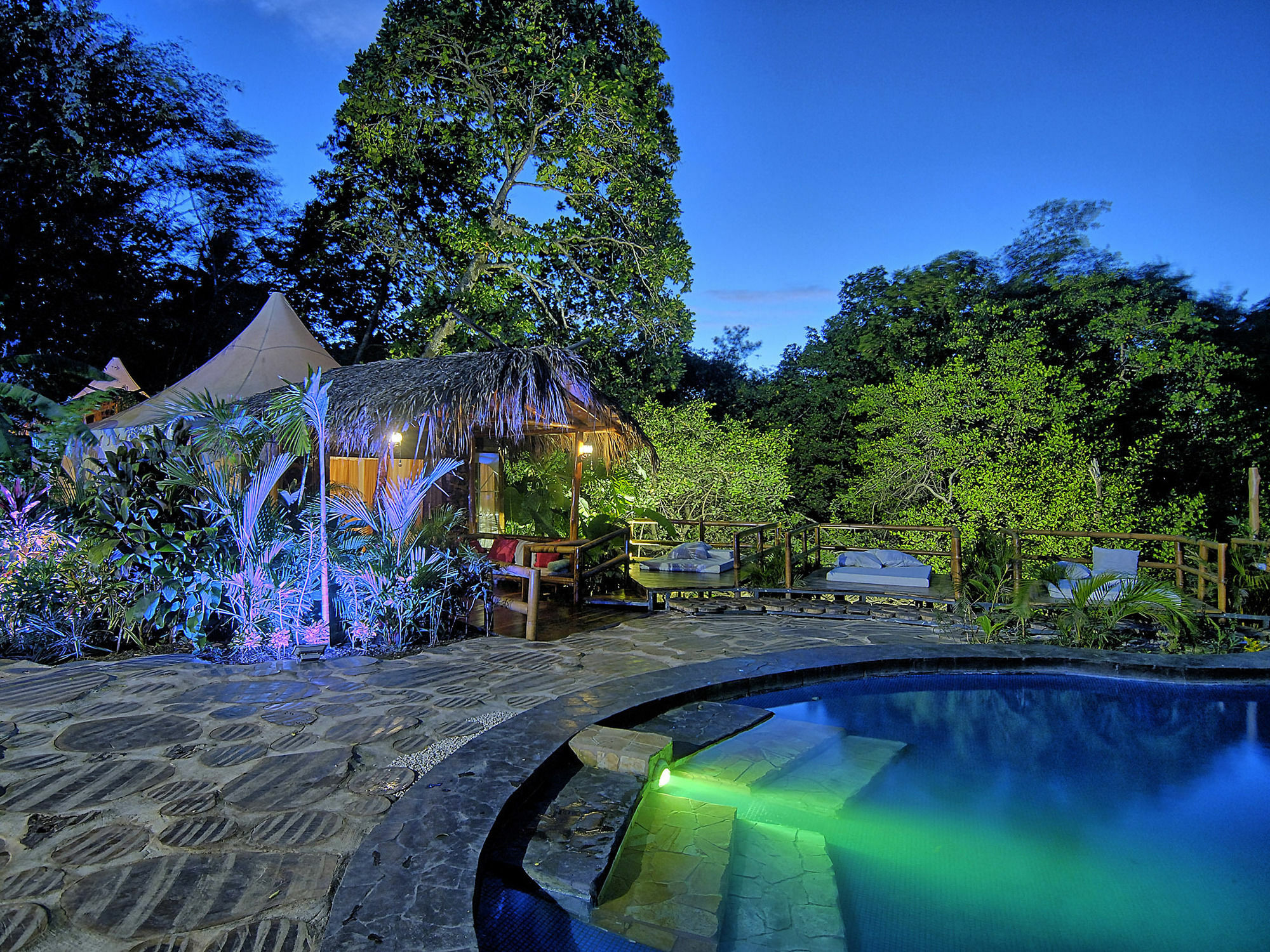 Ocho Artisan Bungalows (Adults Only) Tamarindo Exterior foto